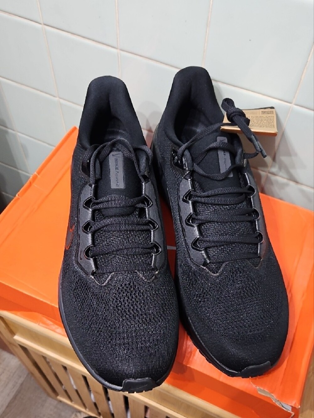 Nike Men's Air Zoom Pegasus Black Athletic Running Shoes Size 13 - Picture 2 of 5